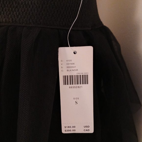 BNWT Anthropologie Holiday Skirt size small - Picture 2 of 11